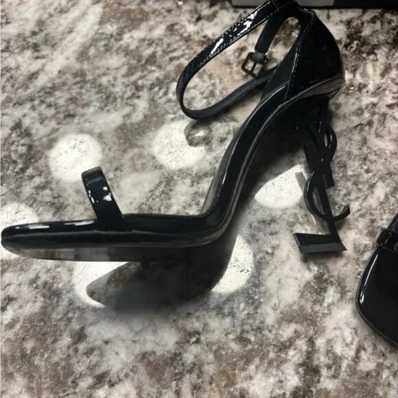 Yves Saint Laurent Women's heels - Picture 1 of 4